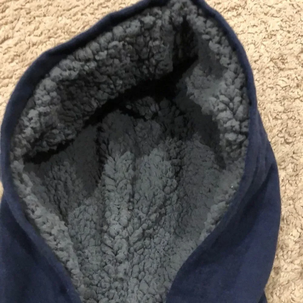𝅺NIKE zip up hoodie size 4